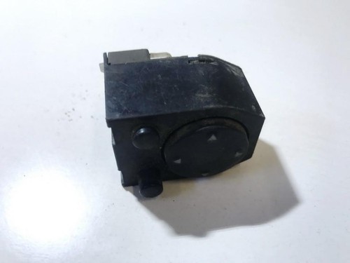 Audi A6 1995 Wing mirror control switch (Exterior Mirror Switch) 4 #637771-18