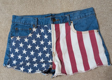 Forever 21 shorts Size US 29 Raw edge hem Cutoffs W 31"