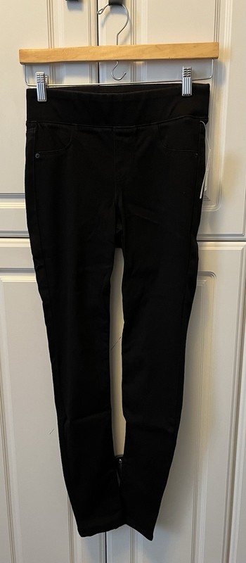 Old Navy Rockstar 24/7 Stretch Jeggings Jeans Black Size 2 NWT