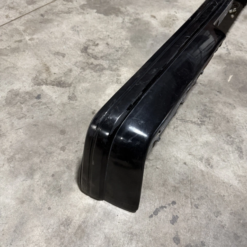 Conjunto de cubierta de parachoques trasero 81-85 Mazda RX7 FB Foto 2 de 4