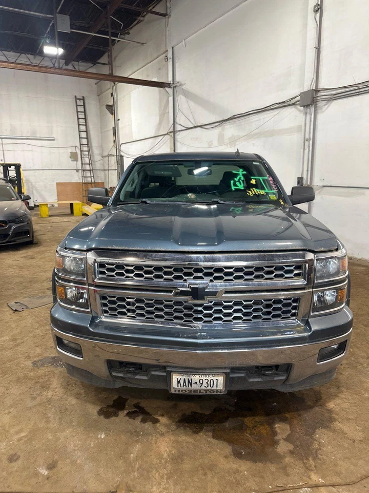 09 10 11 12 13 14 15 16 17 18 19 雪佛兰银色 1500 转让盒 — 第 2/4 张图片