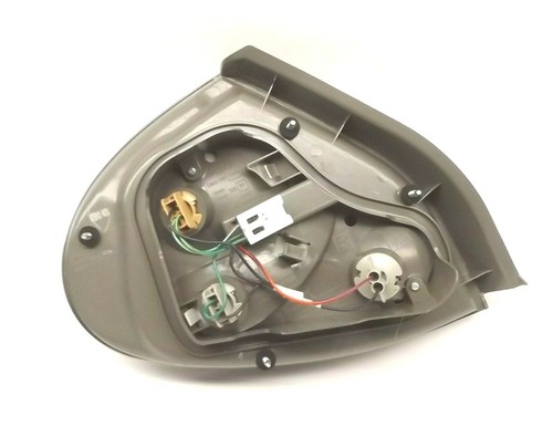 Keystone NI2801155 Right Hand Tail Light Assy Fits 02–03 Maxima - Picture 2 of 2