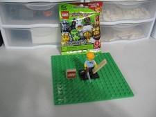LEGO MINIFIGURE NEW SERIES 13 2015 OPENED PACKAGE AND PUT TOGETHER FOR PICTURES