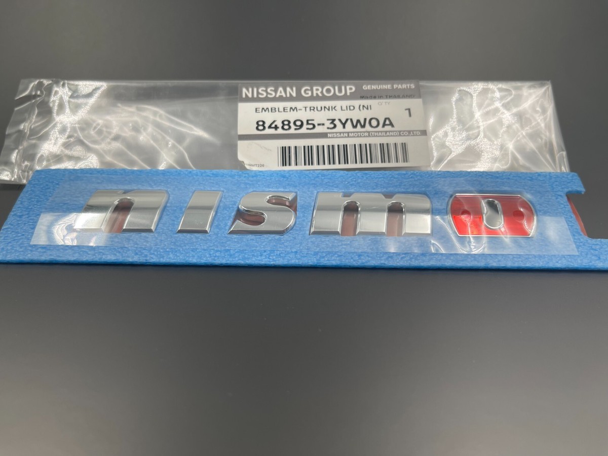 Nissan ステージアWC３４車用ＤAYZ エンブレム G8892-0V000 s-l1200.jpg