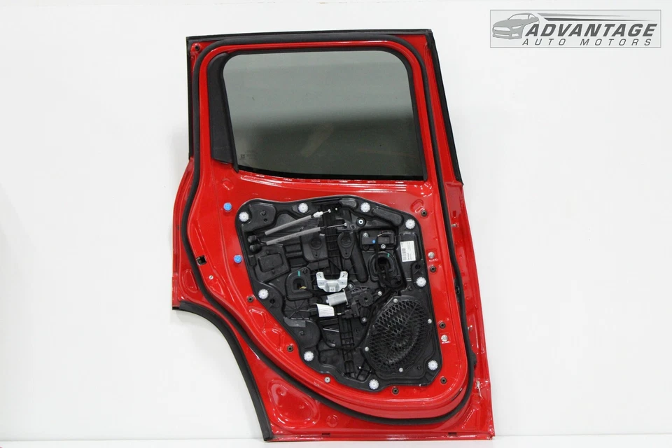 Jeep Renegade 2015-2023 panel de carcasa de puerta lateral trasera izquierda con vidrio y manija OEM Foto 2 de 4