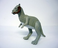 Star Wars TaunTaun Vintage 9" Action Figure Vehicle Solid Belly ESB 1980