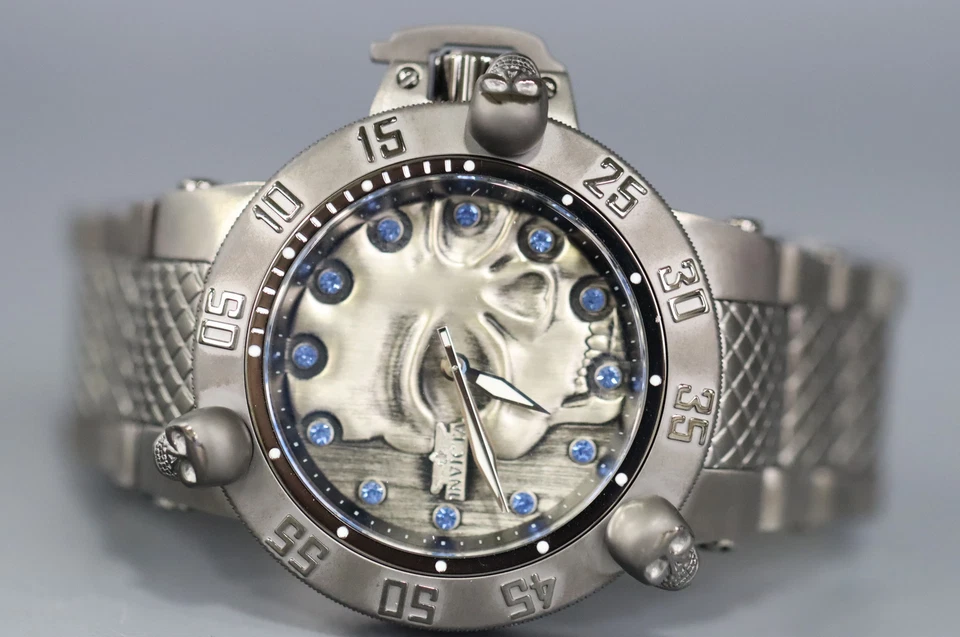 INVICTA Subaqua Hombre 50mm Acero Inoxidable Titanio Esfera Negra 513 Cuarzo 37430. Foto 2 de 4