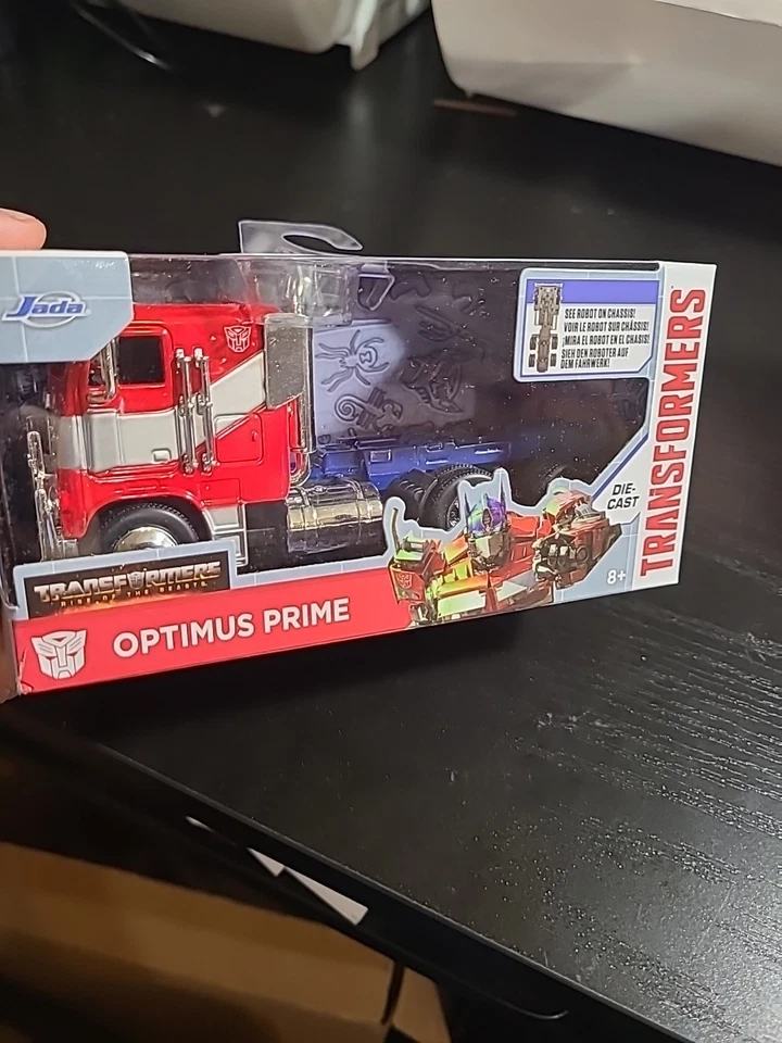 Jada TransFormers Optimus Prime Die-cast  - Image 3 of 4