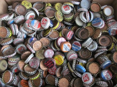 100 VINTAGE CORK  SODA POP BOTTLE SODA CAPS RANDOM GRAB BAG VINTAGE  SODA CAPS