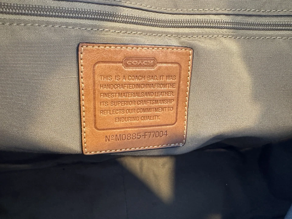 Bolsa de viaje de pañales para computadora portátil Coach Signature Hudson Commuter Messenger 16" X 12" Foto 3 de 4