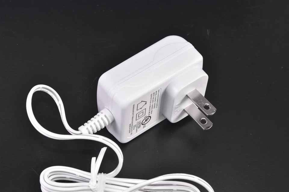 Silk'n Sonic Clean Plus Cleansing Power Brush Power AC Adapter  - Image 2 of 2