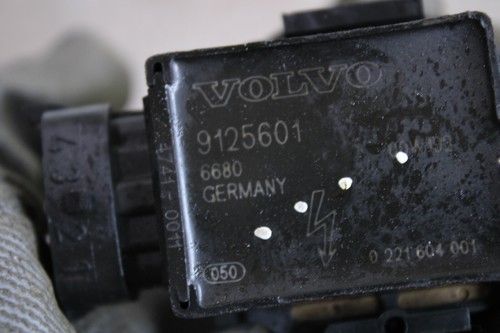 Volvo S80 I 2.0T 132kW Zündspule 9125601 - Bild 2 von 2