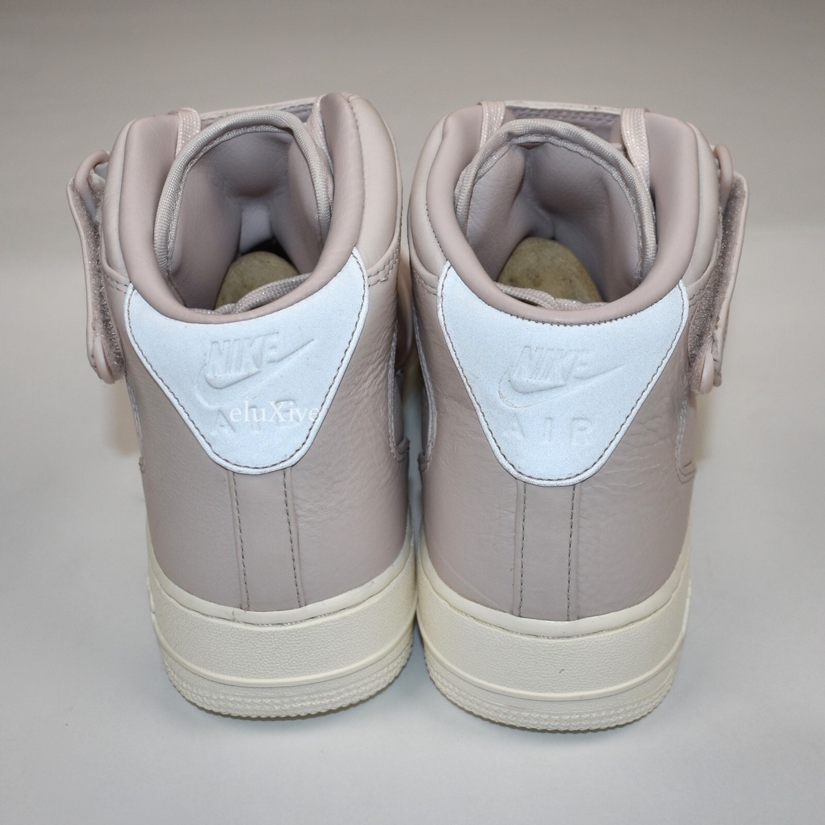 NWT Nike Air Force 1 Mid Retro PRM Jewel Swoosh Silt Sail  display picture 1