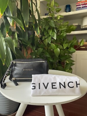 Givenchy New black leather pochette