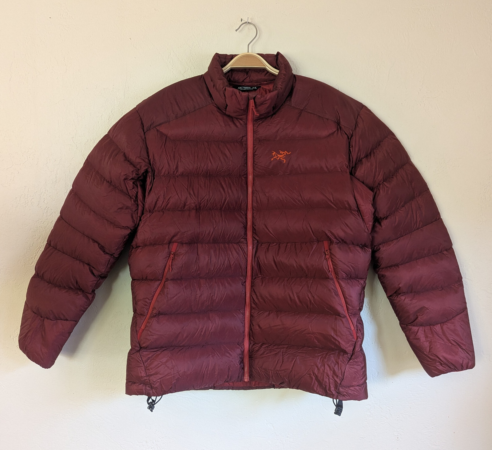 Arc'teryx Thorium piumino d'oca puffer jacket uomo XL bordeaux marrone 750 fill nuovo senza etichette