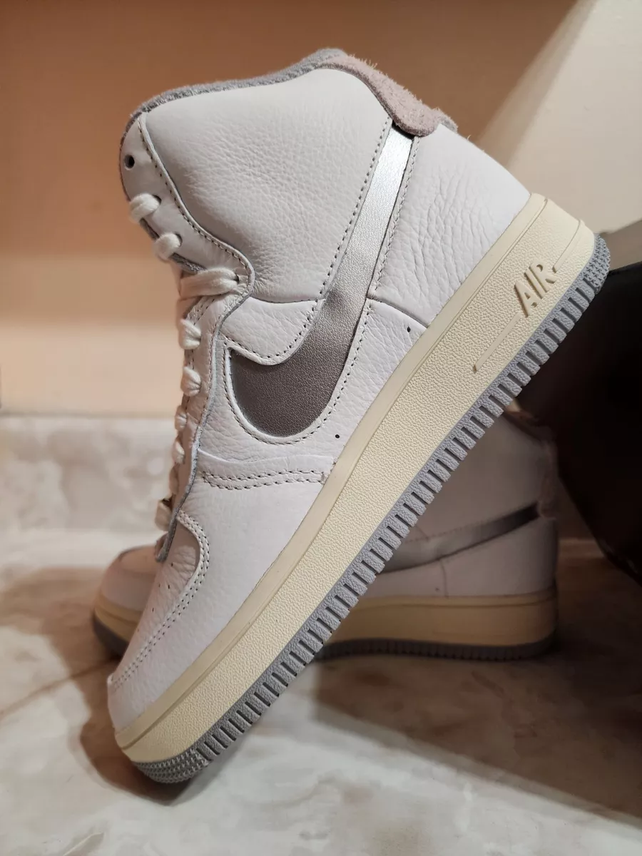 Women’s Size 6.5 Nike Air Force 1 High Sculpt Summit White-Silver DC3590-101