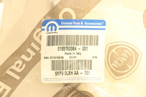 NEW OEM Mopar Front Right Seat Cushion Cover 5YP90LXHAA Renegade Trailhawk 15-21 - Picture 2 of 6