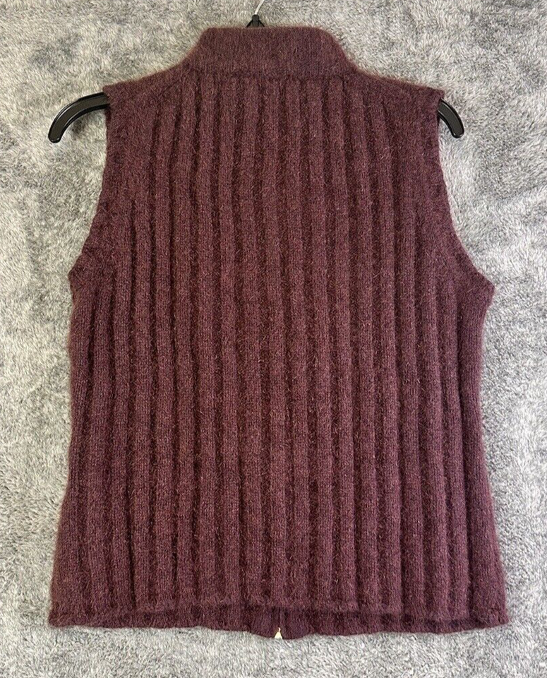 Untouched World New Zealand W's Vest Size Medium Purple Full Zip Merino