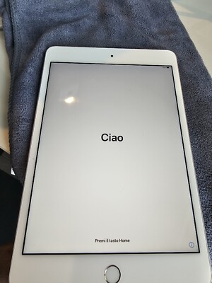 Apple iPad mini 4 64GB, Wi-Fi, 7.9in - Silver (CA)