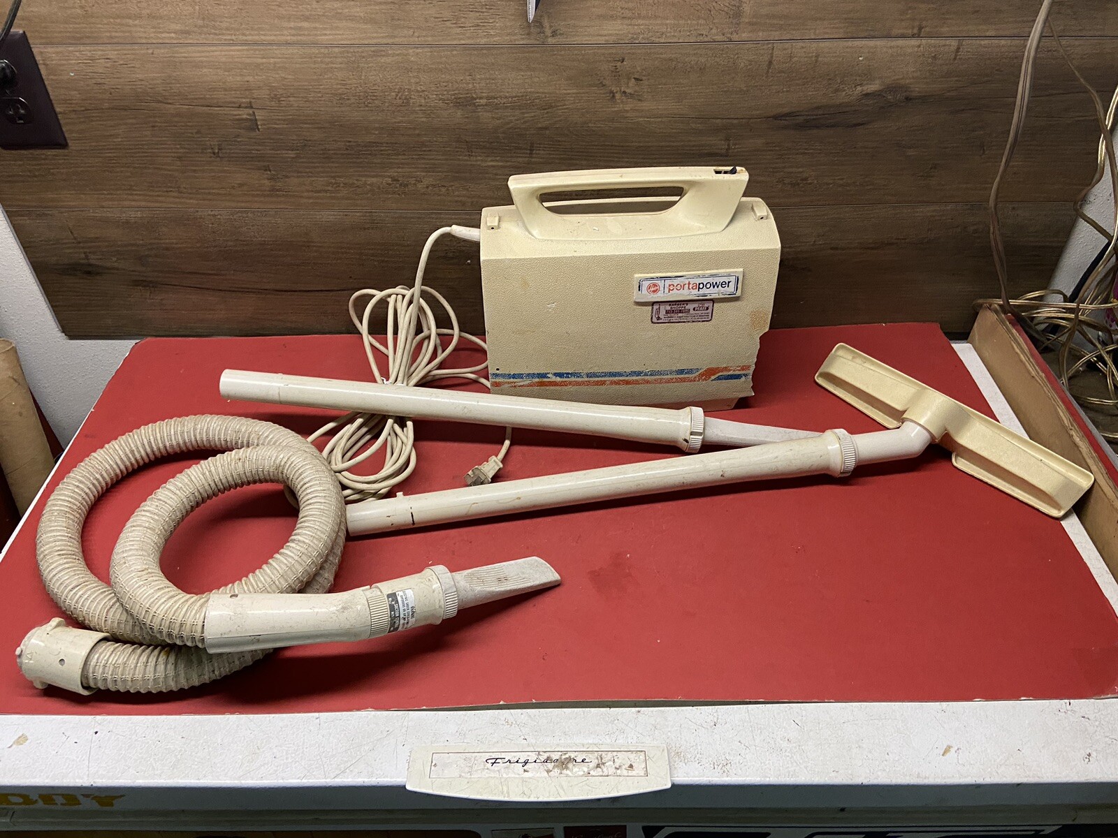 Vintage Hoover Portapower S1015030 Portable Vacuum Cleaner W