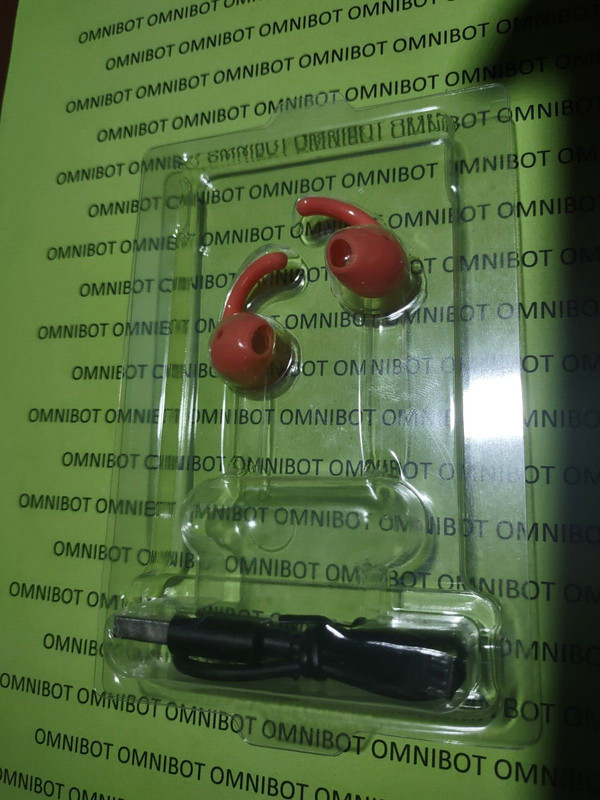 sound hub tone IFROGZ ear hooks with usb power cord (NEW)