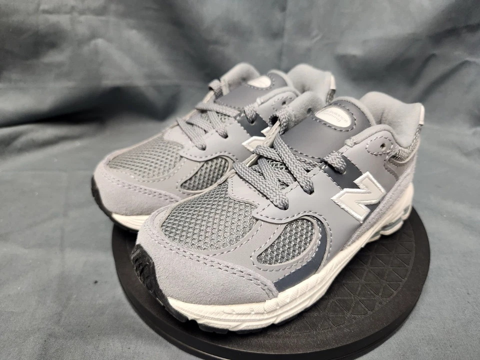 Zapatillas New Balance Niños Pequeños 2002 IC2002ST Gris Con Cordones Talla 10 ¡NUEVAS SIN CAJA! Foto 4 de 4