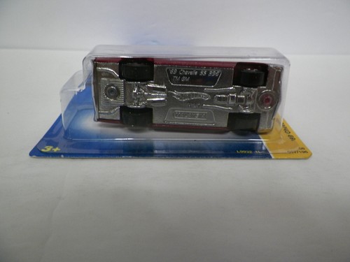 Hot Wheels- 2008 New Models- '69 Chevelle-------K338 - Picture 3 of 3