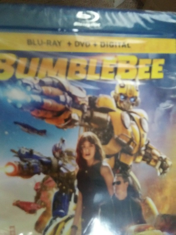 BumbleBee - Blu-ray + DVD + Digital HD brand new