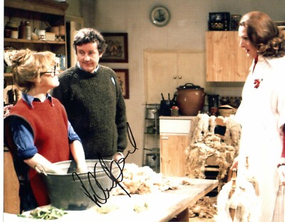 The Good Life Comedy Foto signiert Schauspielerin Felicity Kendal Autogramm