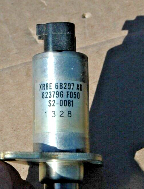 Jaguar S Type 1999-2002 Breaking Variable Valve Solenoid