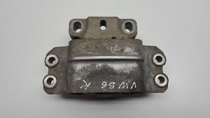 VW Volkswagen Passat B6 2007 1.9 Tdi Linke Seite Getriebe Halterung 3C0199555