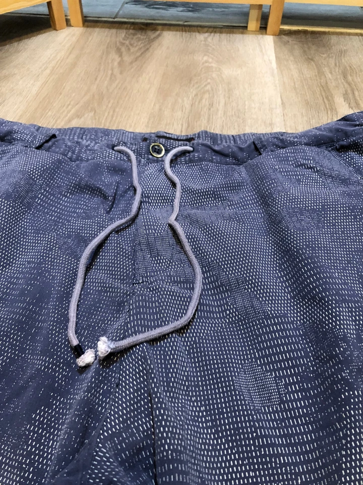 Robert Graham Shorts Men's Size 44 Dark Blue Classic Fit (M78) - Image 2 of 4