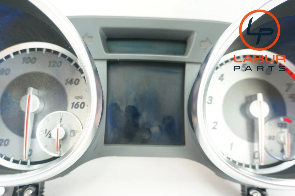 Приборная панель спидометра R172 12-16 Mercedes класса SLK 85 000 миль C1438 - Изображение 3 из 4