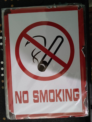Kleines Metallschild No Smoking Nachricht 14,50x20,50cm