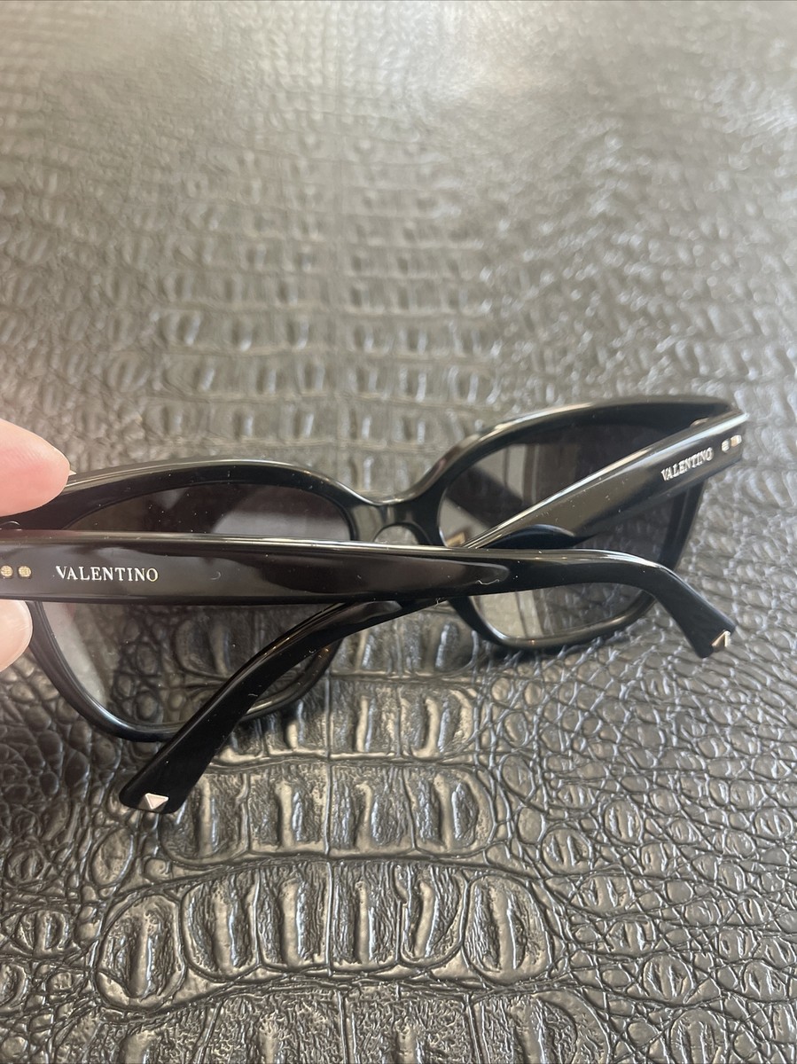 サングラス VALENTINO GARAVANI Woman Sunglasses Black VALENTINO GARAVANI | Black Women's Sunglasses | YOOX
