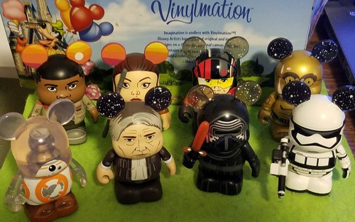 DISNEY Vinylmation 3" Park Set of 8 Force Awakens Star Wars Bb-8 Kylo Han Chaser - Bild 2 von 2