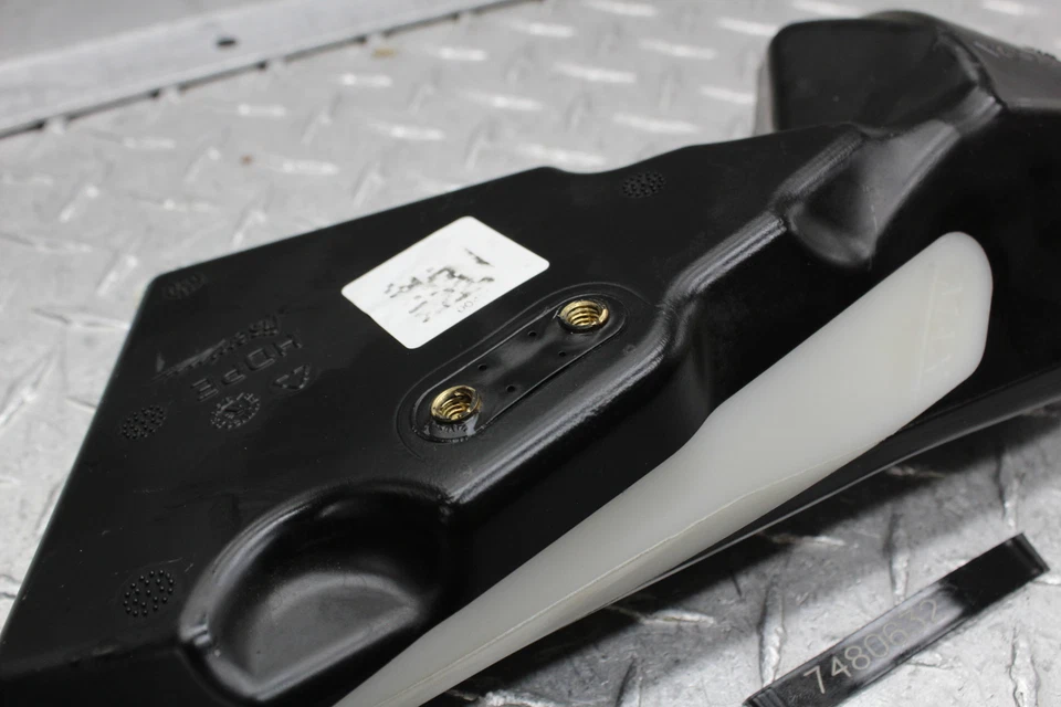 2016 DUCATI DIAVEL COOLSNT OVERFLOW TANK RESERVOIR OEM - Image 2 of 4