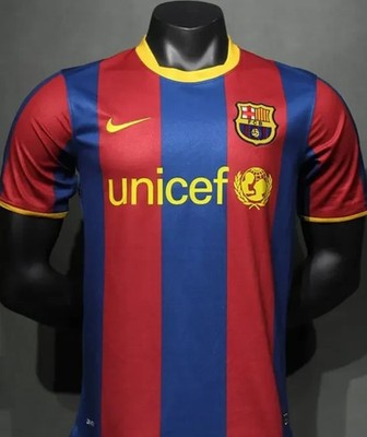 Barcelona - 2010 bis 2011 - Heimtrikot - individuelle Ärmel, Namen & Nummern