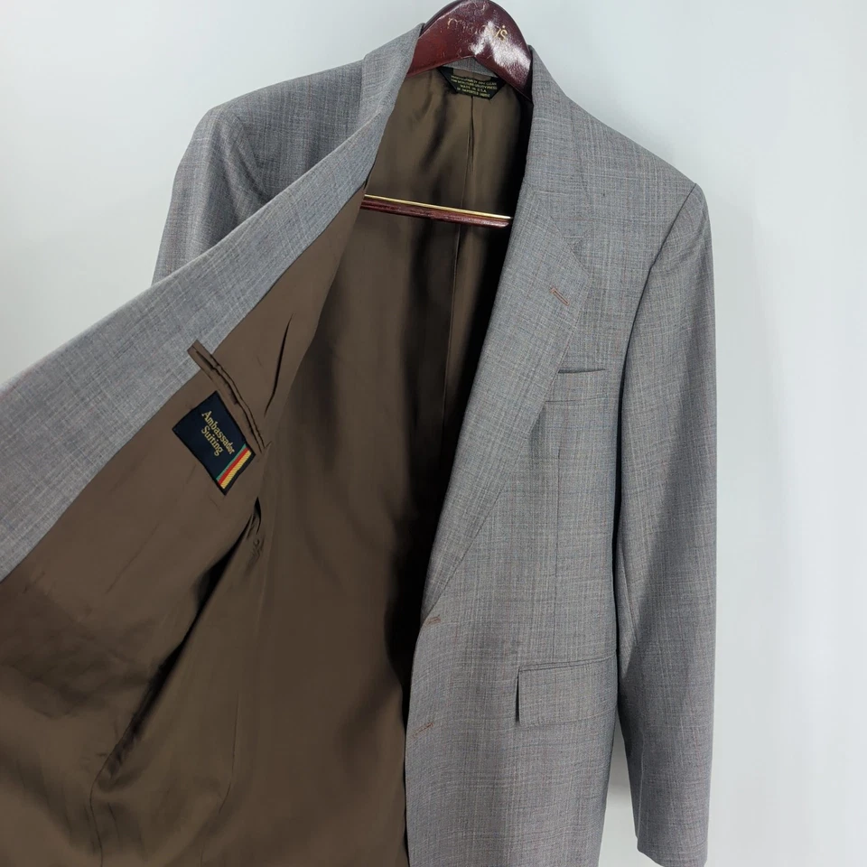 Abrigo Blazer Deportivo Gris Ambassador Suiting Dos Botones Cuello Muesca Frontal Talla 36S Foto 4 de 4