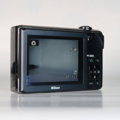 Nikon Coolpix S1000pj Compact Projector Digital Camera Black Remote, Case - Mint - Picture 9 of 18
