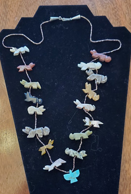 Vintage Zuni Fetish Single Strand  Animal Stone Carved Necklace