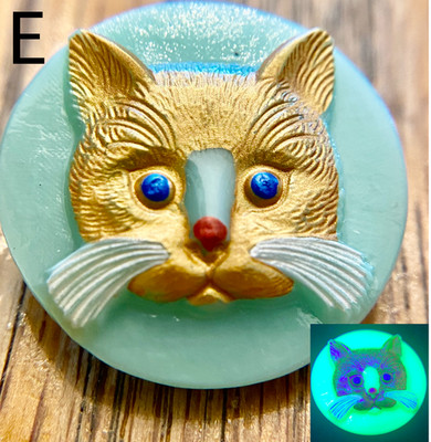 CAT Uranium Glass Button (E) - Hand Painted - GLOWS - 395
