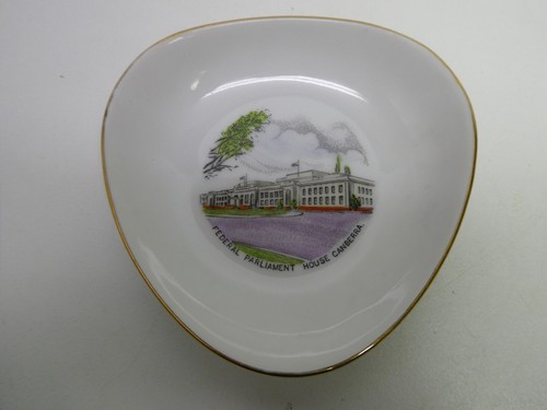 FEDERAL PARLIAMENT HOUSE CANBERRA WESTMINSTER BONE CHINA SOUVENIR DISH PLATE