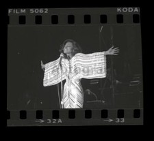 DIANA ROSS ORIGINAL FANTASTIC FAMOUS POSE w/COPYRIGHTS PHOTOGRAPHER 35MM