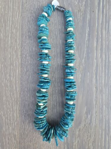 Vintage Navajo Necklace of Turquoise Stones - 18"