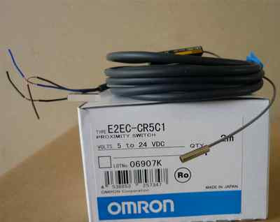 E2EC-CR5C1 E2ECCR5C1 OMRON Proximity Switch new in box free ship