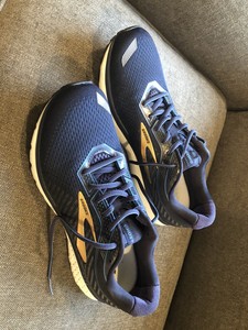 brooks ghost size 13