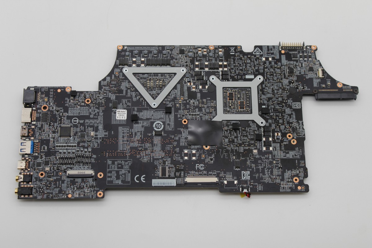 MSI ノートPC i7-5700HQ 8GB SSD 233GB Amazon.com: MSI GE72 Apache-235 Intel Core i7-5700HQ, 17.3
