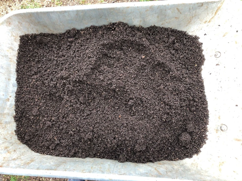 5L Bio Wurmhumus gesiebt (4 mm) | Organischer Dünger torffrei - Bild 2 von 4