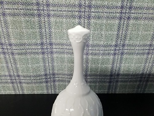 Vintage Fenton Silver Crest Spanish Lace Milk Glass Wedding Bell 6” Tall - Picture 5 of 11